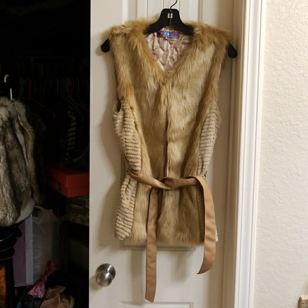 Selfie Couture faux fur vest